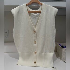 Commense Elegant Cream Button-Up Women's Sweater Vest